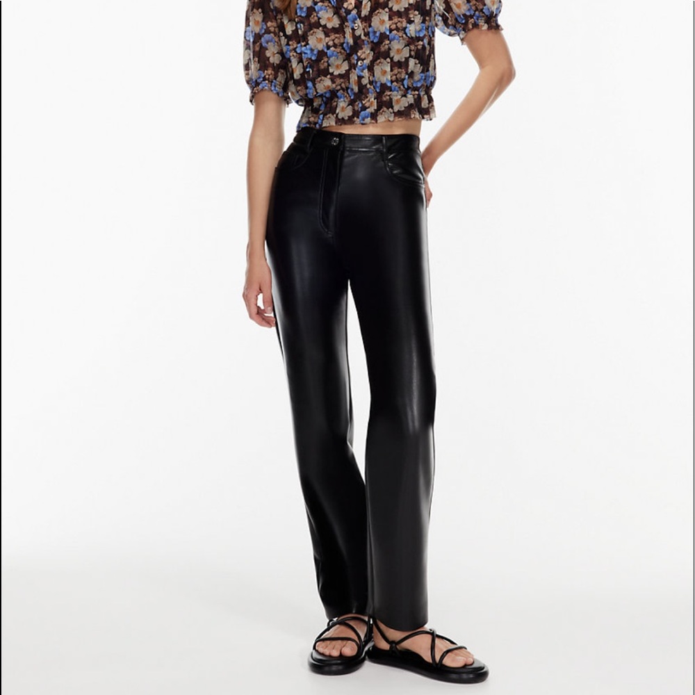 Black Aritzia Melina Pants